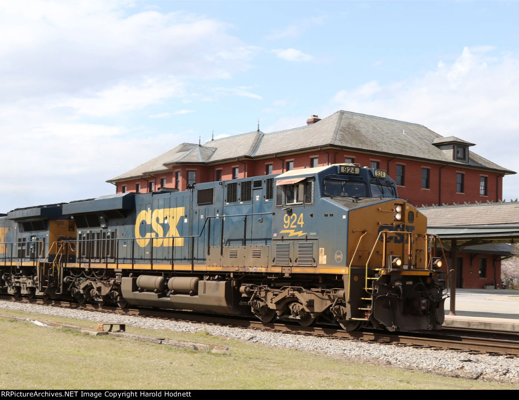 CSX 924